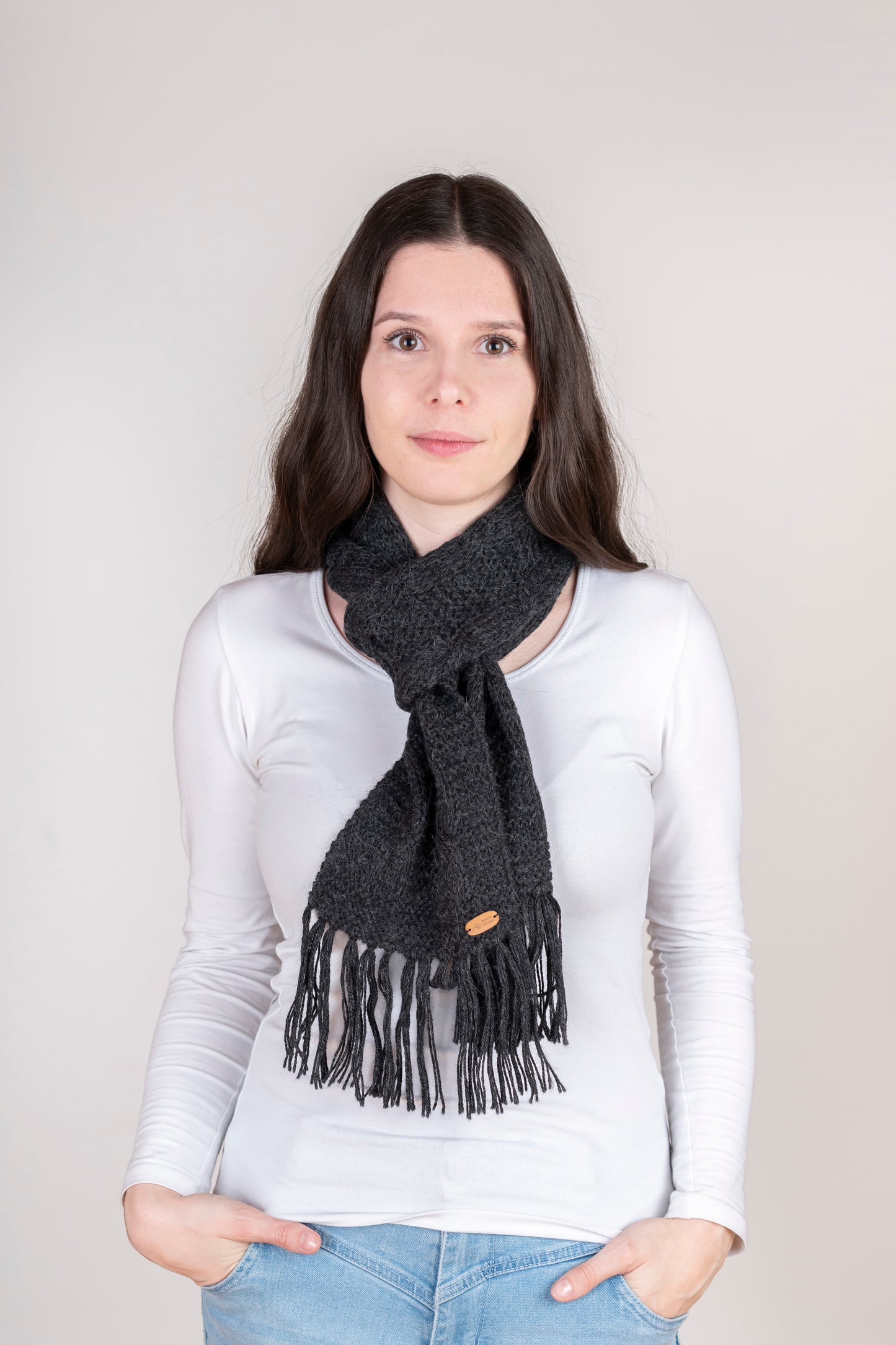 Schal mit Zopfmuster