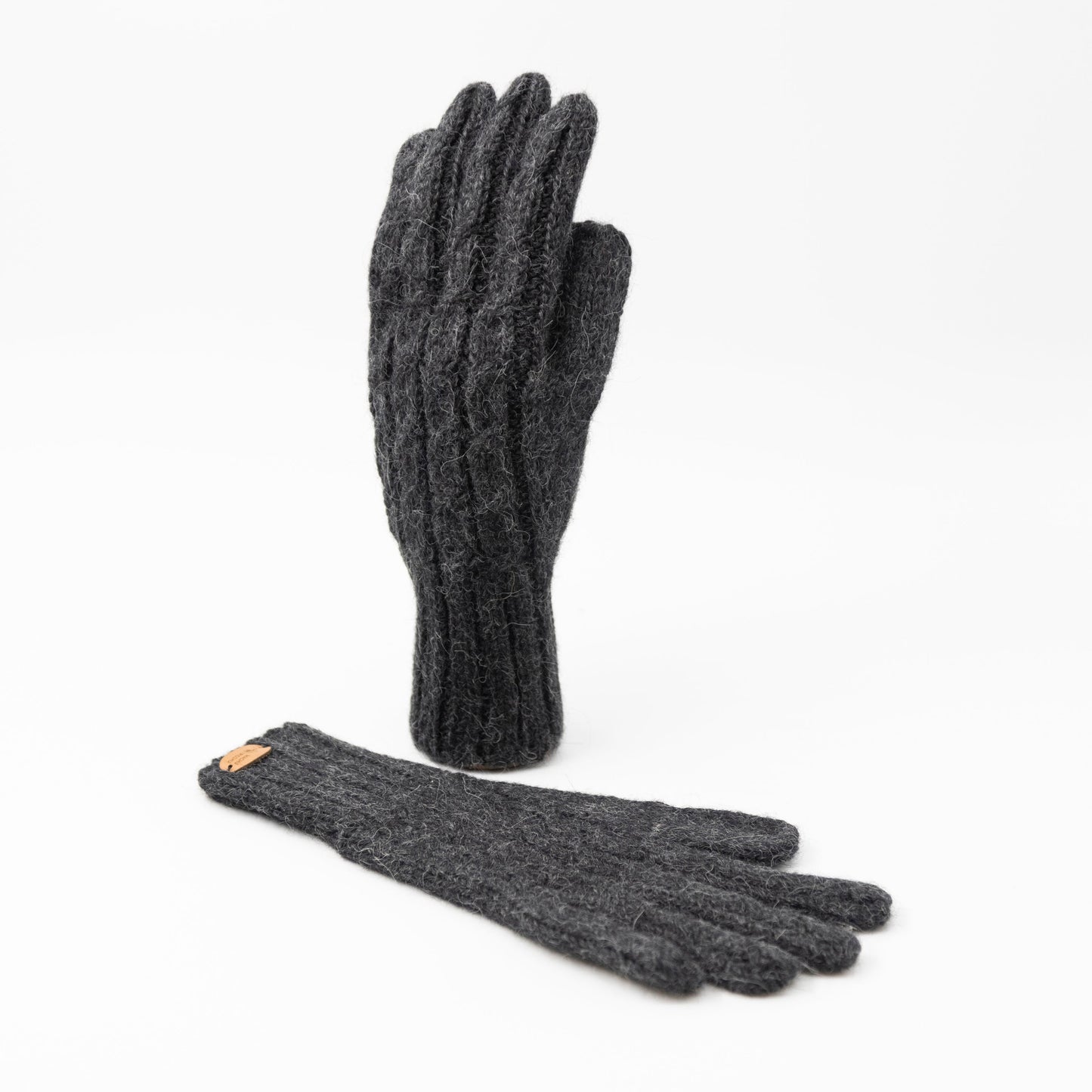 Handschuhe mit Zopfmuster